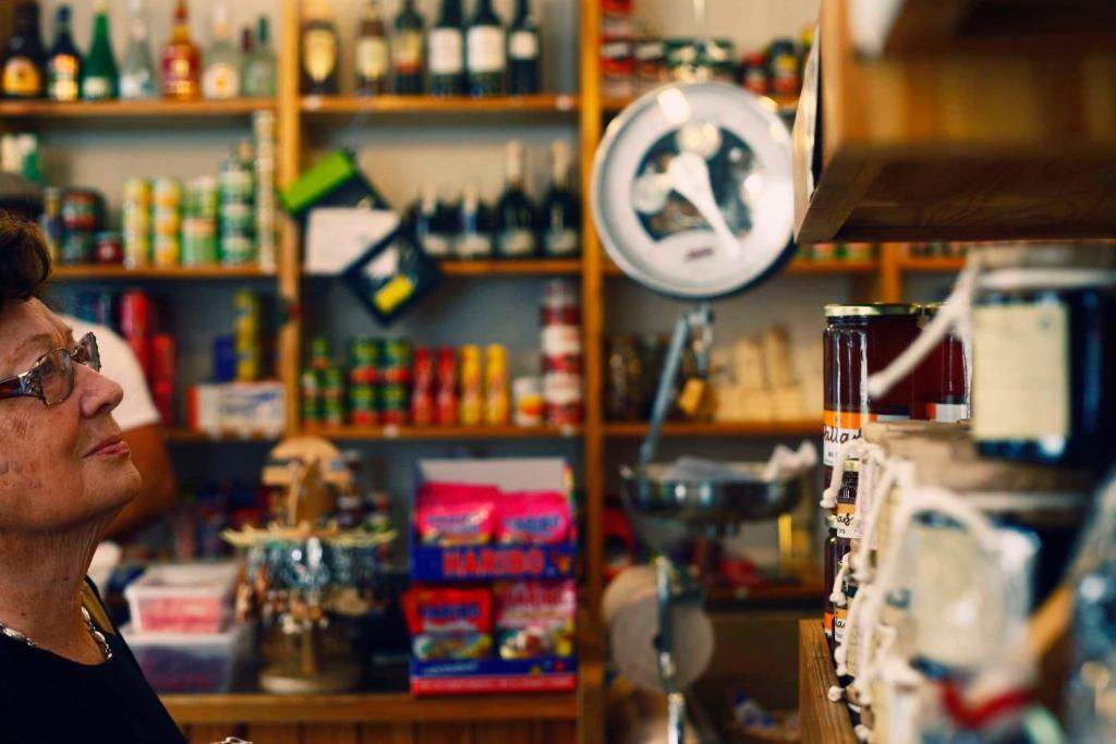 瓦尔费雷拉酒店 Areu 外观 照片